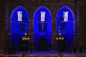 Basilique-Notre-Dame-Soir-Hiver