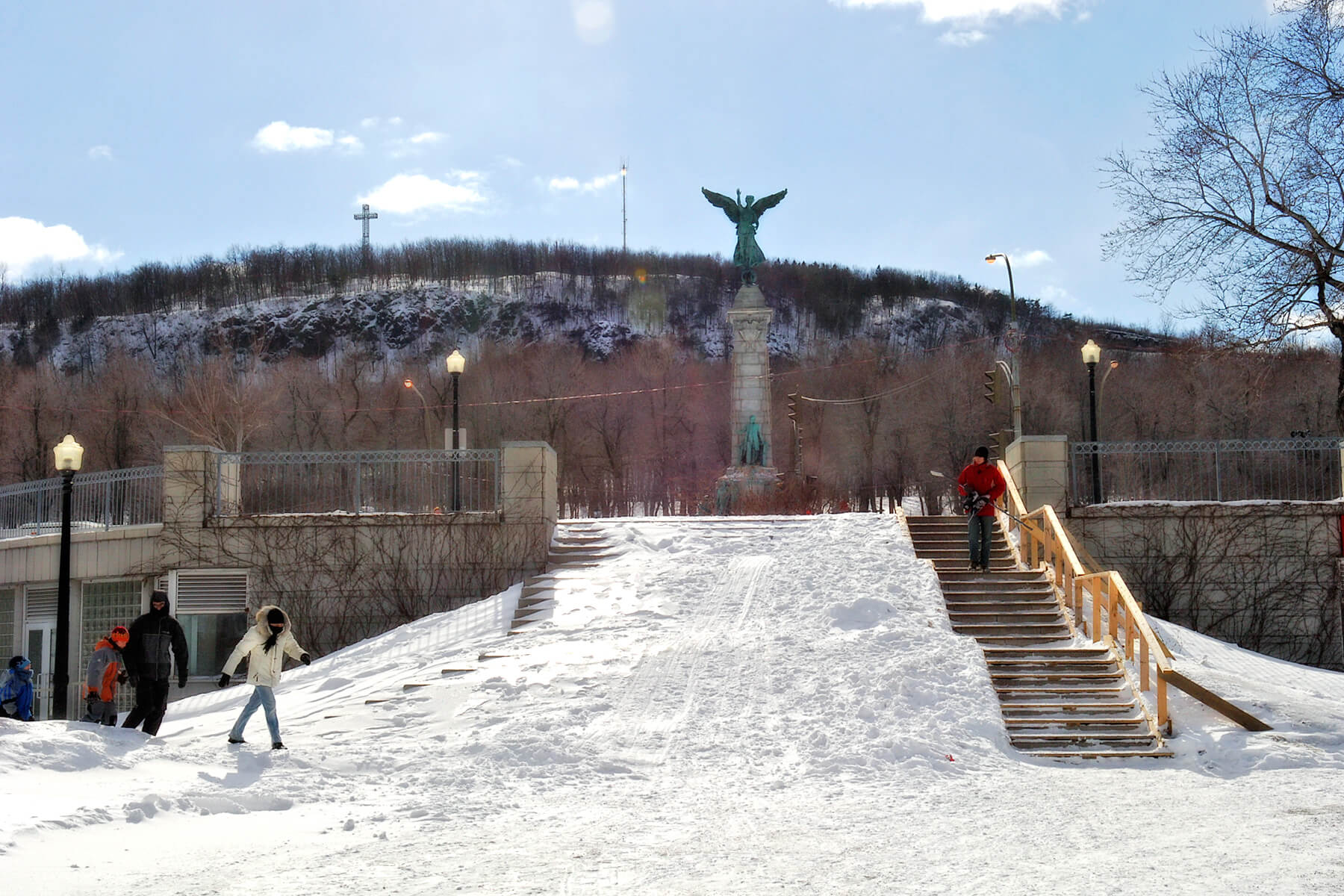 Monument à sir Georges Etienne Cartier sur le mont Royal à Montréal